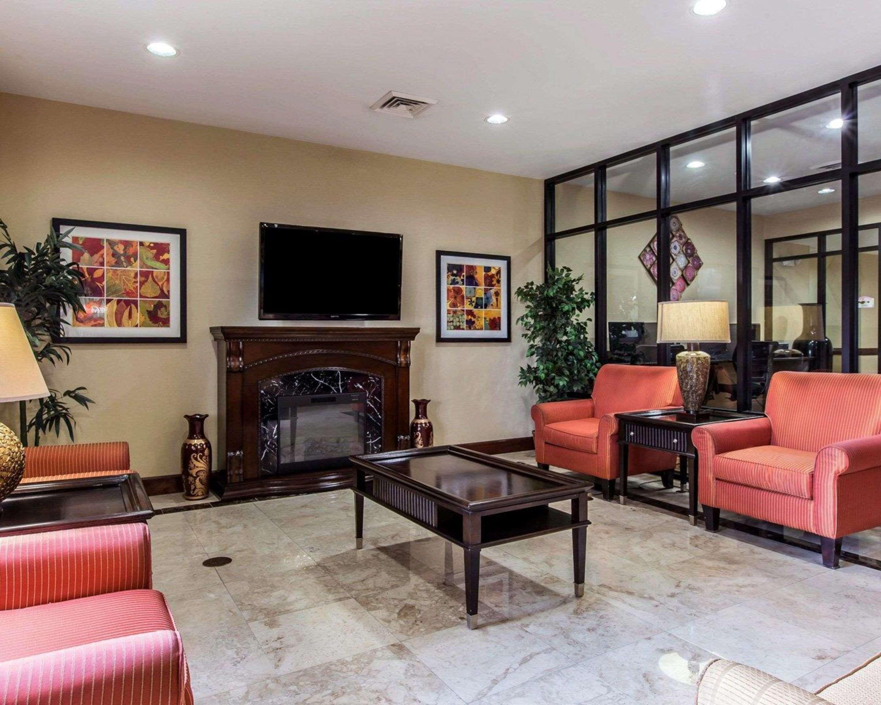 Comfort Suites Waycross Exterior foto